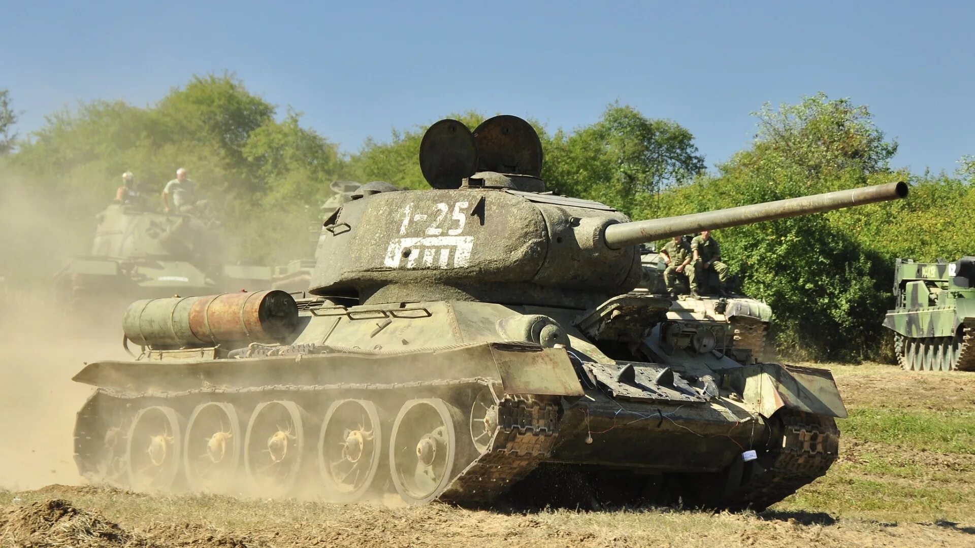 Танк это. Танк т-34-85. т 34 85. танки т 34 85. русский танк т 34 85.