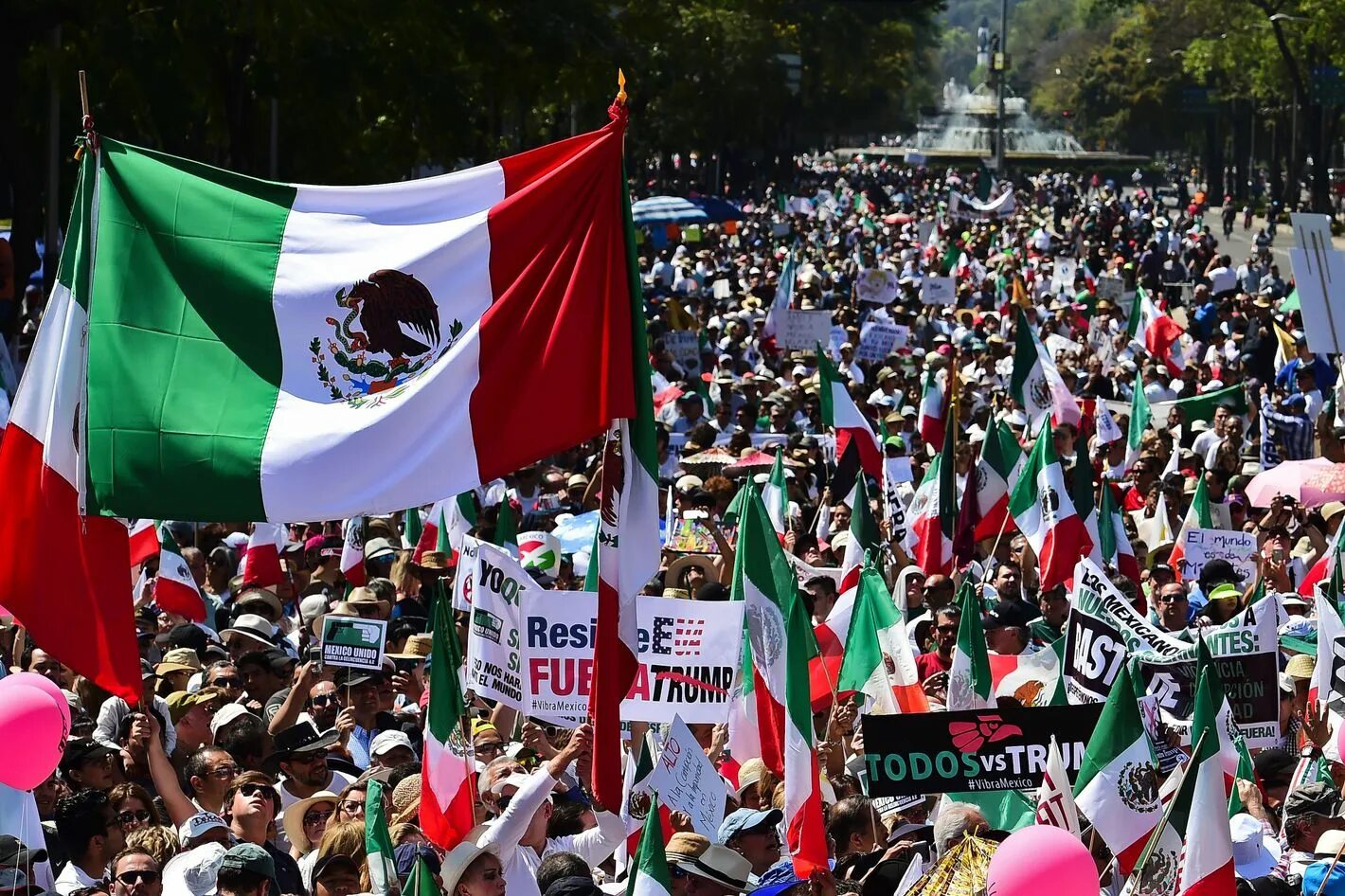 Мексика политика. Региональная политика Мексики. Внешняя политика Мексики. Конгресс Мексики. Мексика митинг