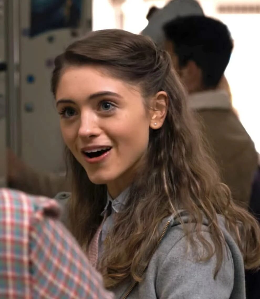 Осл. Пин ап плакаты. Ван лин wlop. Astra militarum: attilan rough riders. Сериал элита нетфликс.