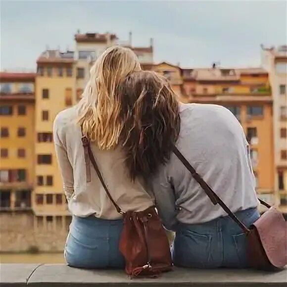 Фото подруг. Настоящая подруга никогда не отвернётся от тебя. Фото подруг. Дружеская любовь. Сплетница блэр и серена.