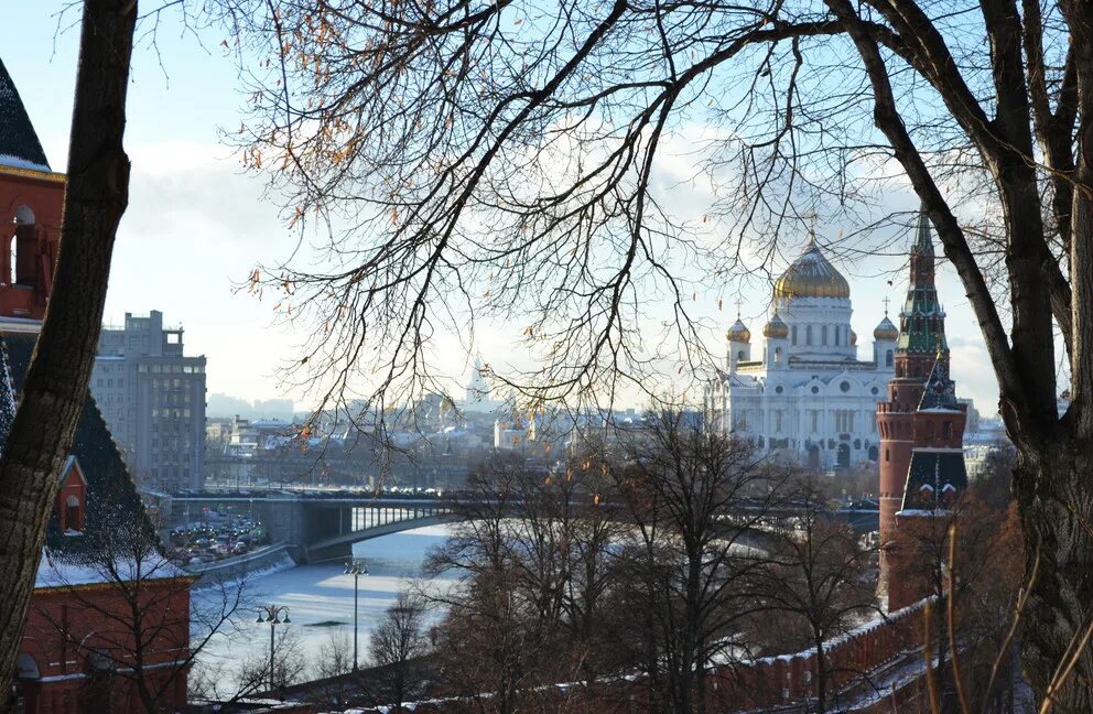 Прогноз погоды пушкин спб на 10. Москва ясно. Ясная погода в Москве. Погода в Москве фото. Москва город погода сегодня.