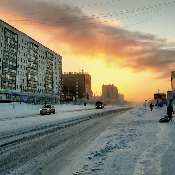 Город воркута время. Воркута. Воркута 2021. Воркута климат. Воркута летом 2022.