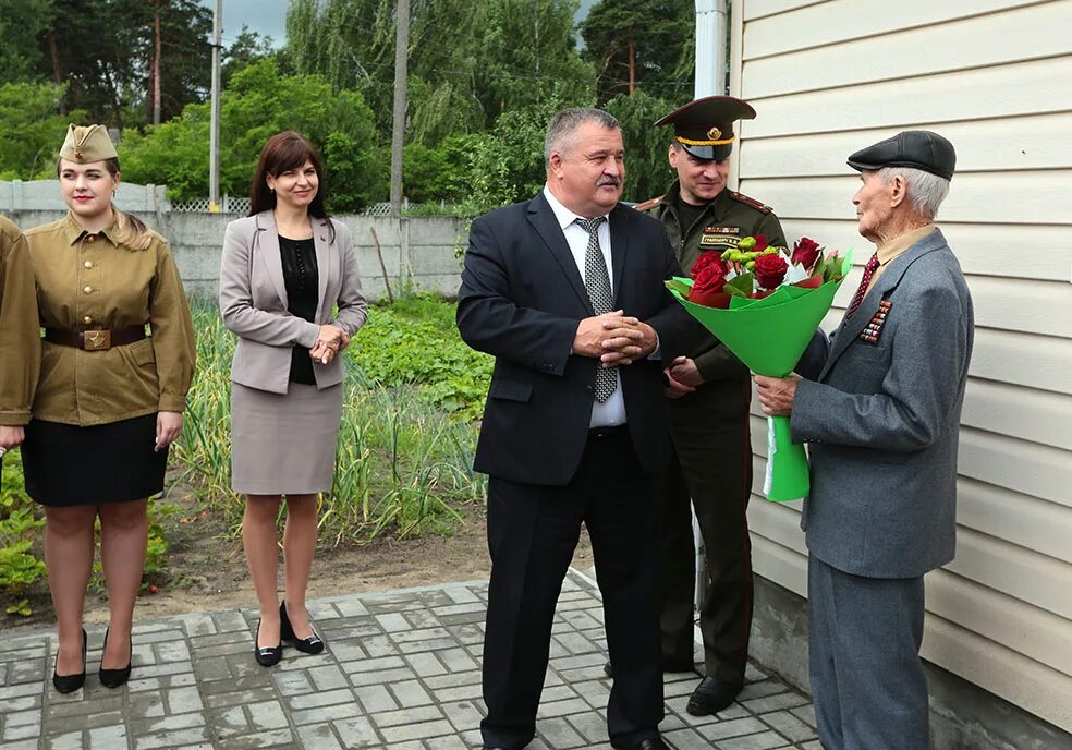михаил григорьевич богатырёв. богатырев михаил григорьевич художник. Un солдаты. михаил григорьевич богатырёв. выпускники.