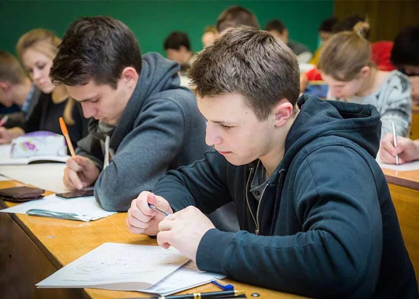 Поступление в университет без егэ после колледжа