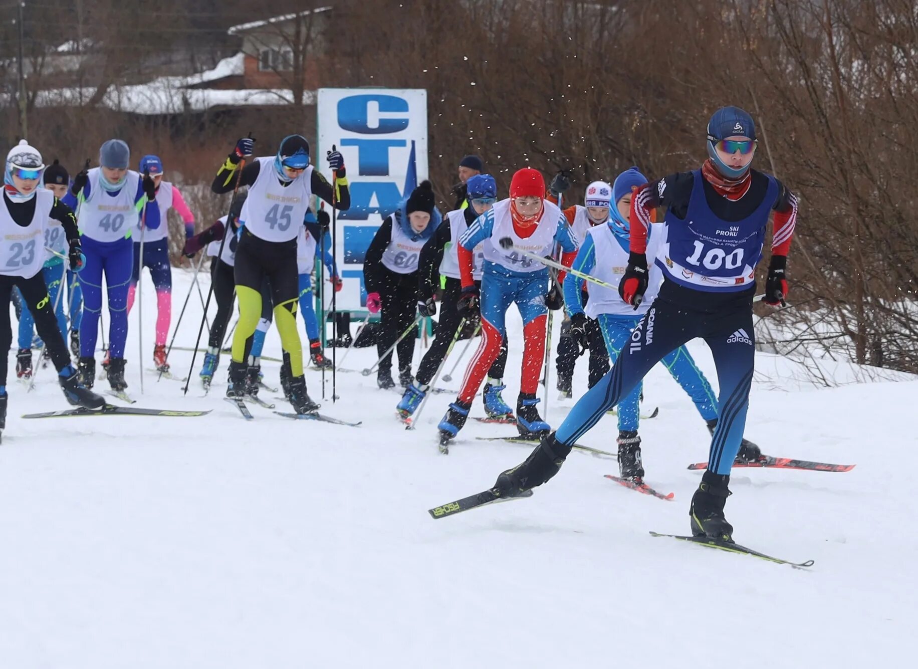 Арта спорт новогодняя гонка. Гонки вязники. Лыжная база вязники муромская. Ралли вязниковский венец. Лыжный праздник.