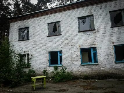 Ложился на темный дол