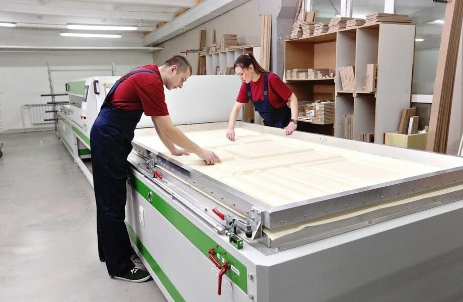 Мебельное производство цех. Мебельное производство. Столярный мебельный цех. Алмаз волгодонск мебельная фабрика. Мебельное производство цех.