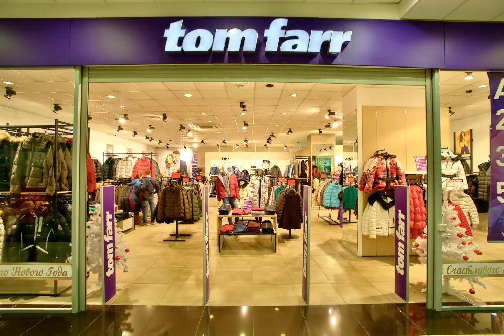 Far shop. Tom Farr магазин. Том Фарр одежда. Одинцово магазины одежды Tom Farr. Мега Tom Farr.