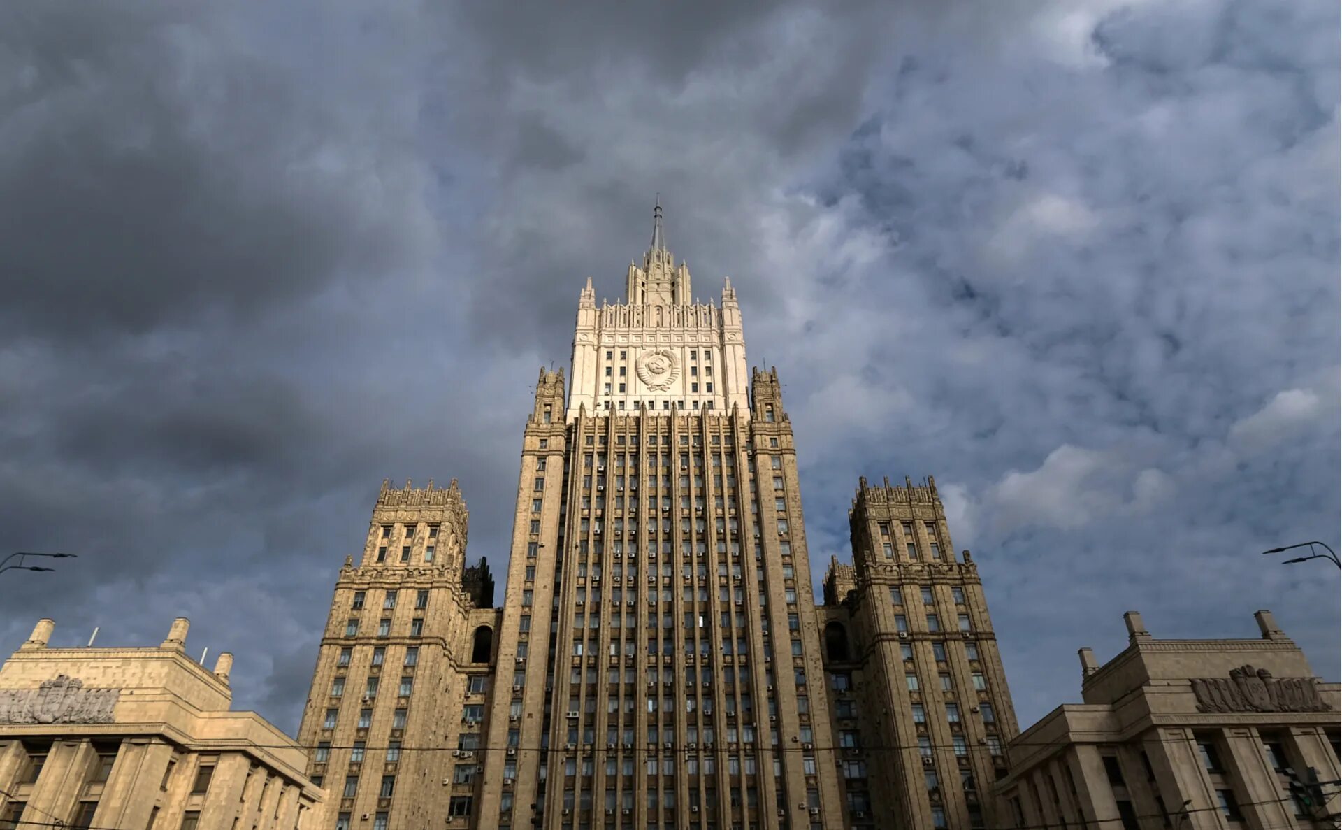 Мид рф здание. Здание мид(министерство иностранных дел) рф. Здание министерства иностранных дел таджикистана. Здание мид рф на смоленской-сенной площади. История мида.