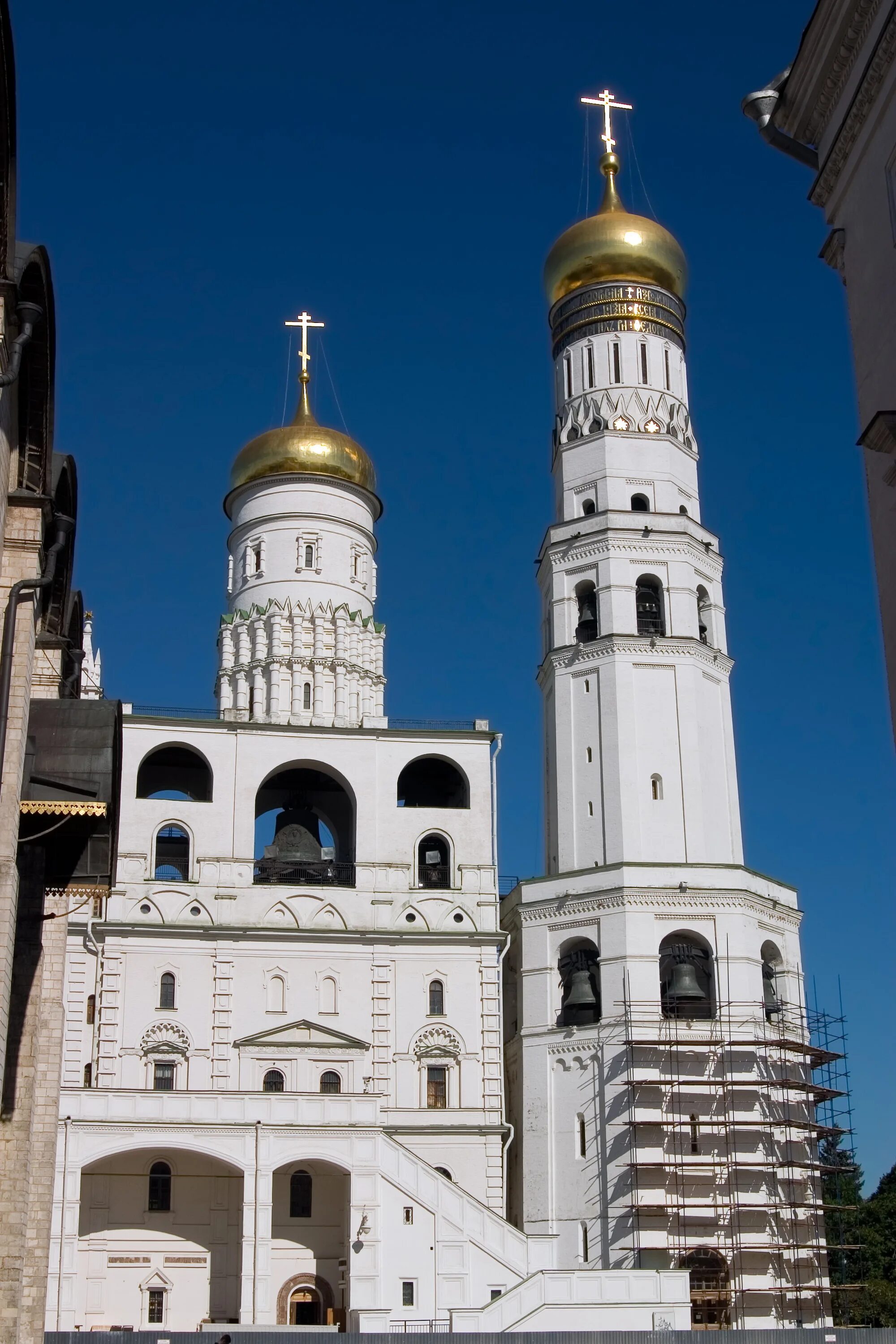 Великие колокольни. Великие колокольни. ). Колокольня ивана великого московского кремля. Колокольня ивана великого в москве.
