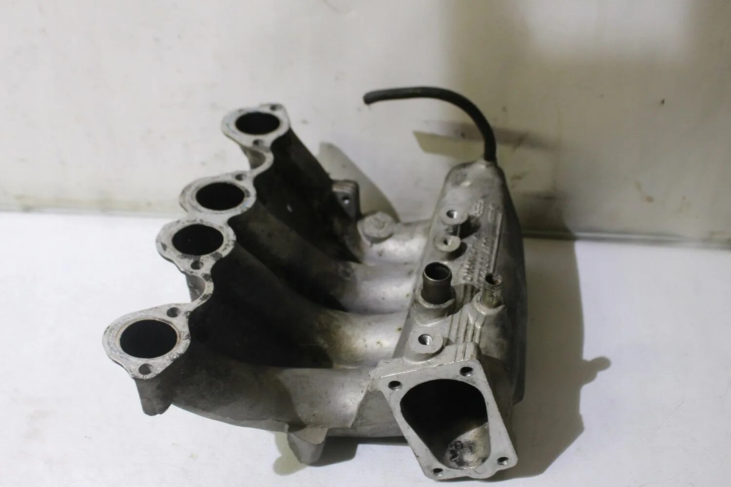 Впускной коллектор пассат б6 2. 037133201ah. 8. Впускной коллектор гольф 3. Впускной коллектор пассат б3 1.