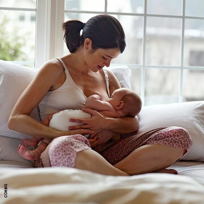 Саманта свитинг Breastfeeding. Грудное вскармливание. Кормление грудью. Кормит грудью. Вскармливание видео