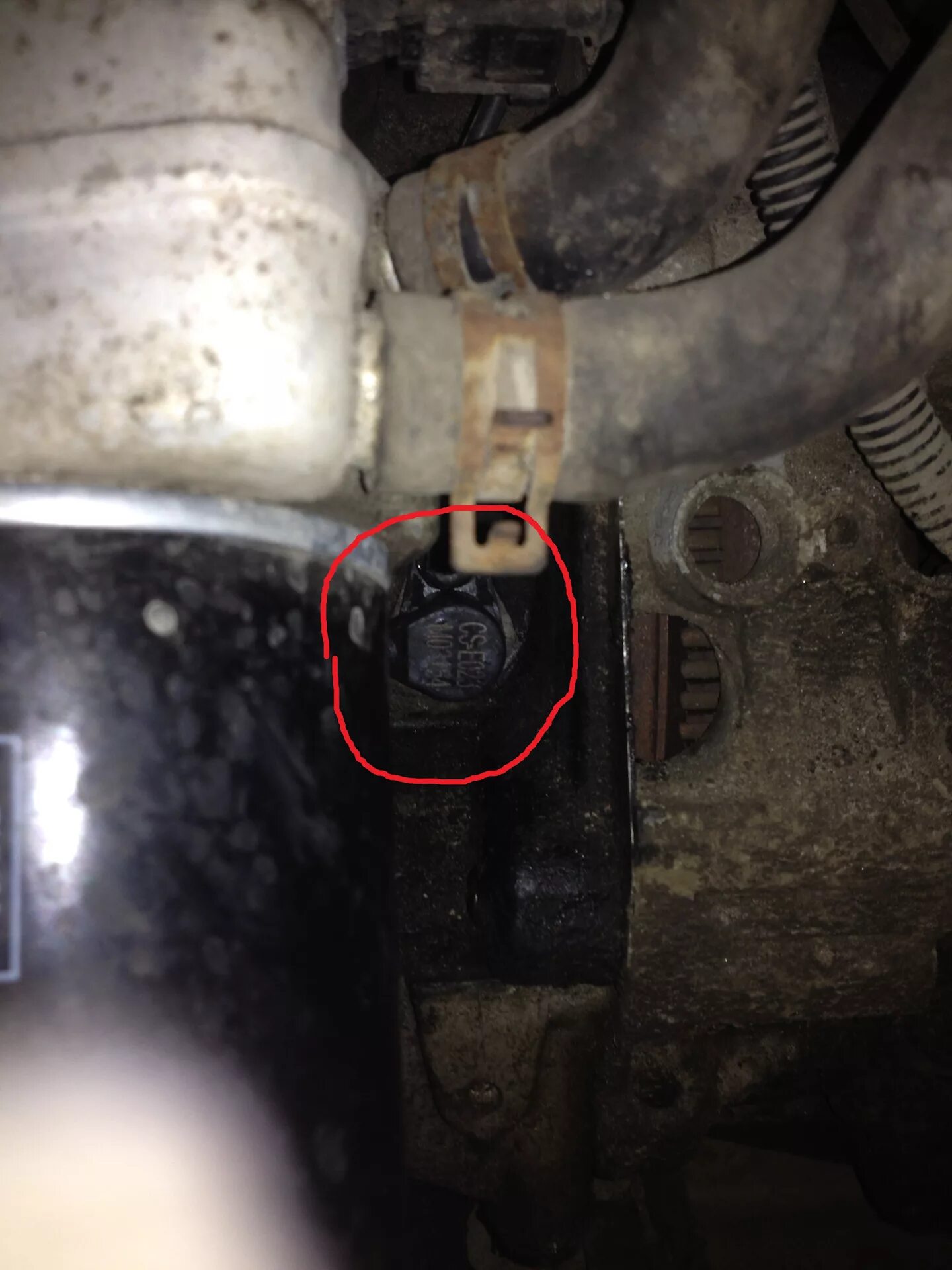 Chevrolet lacetti датчик коленвала. Где находится датчик дат. Где находится датчик дат. Где находится датчик дат. Датчик включения вентилятора хендай солярис 1.