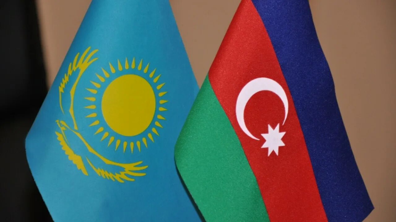 Флаг казахстана и казахстан. Казахстан азе. Казахстан азе. Территория казахстана. Карта казахстана с флагом.