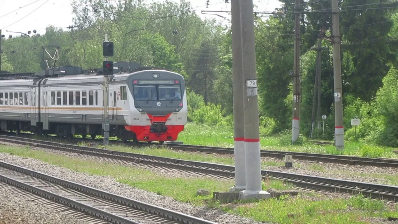 Электричка калуга обнинское. Электропоезд эд4м 0452. Эд4м 0452 Калуга. Эд4-0001 Обнинское. Станция Обнинское электричка.