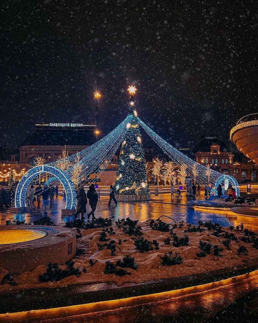 Новогодние локации в москве. Китай-город москва новый год. Вднх новый год. Новогодний парк. Москва новогодняя 2013-2014.