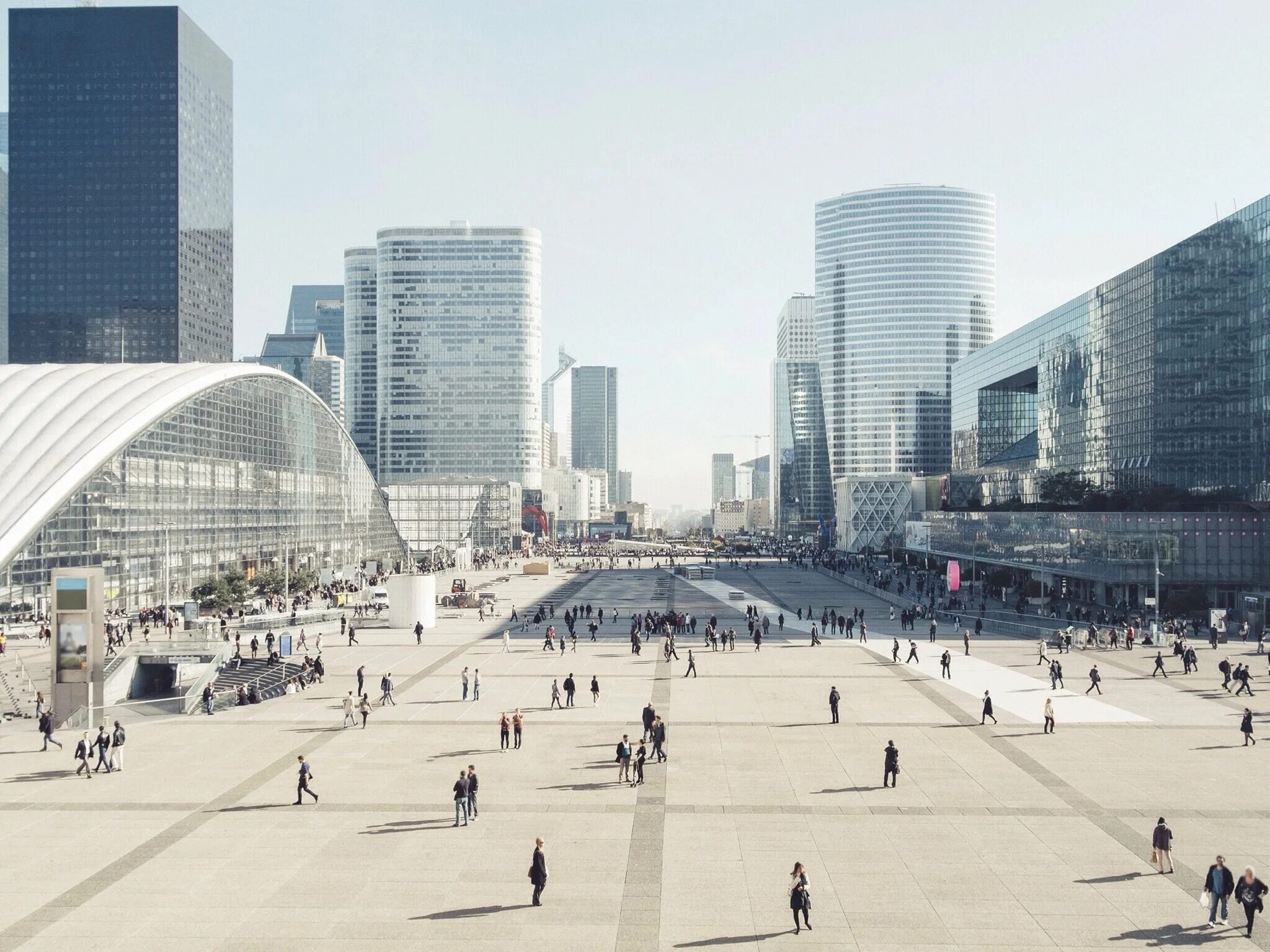 Дефанс мышц. Площадь la defense paris. париж дефанс скульптура. дефанс в 50 годы.