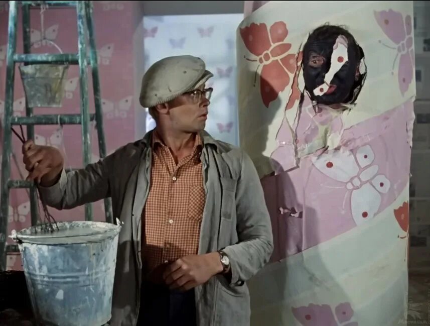 приключения шурика на новый год уральские пельмени. команда уральские пельмени 2019. шоу уральские пельмени номер офицерская елка. уральские пельмени шурик. данила пятков уральские пельмени.