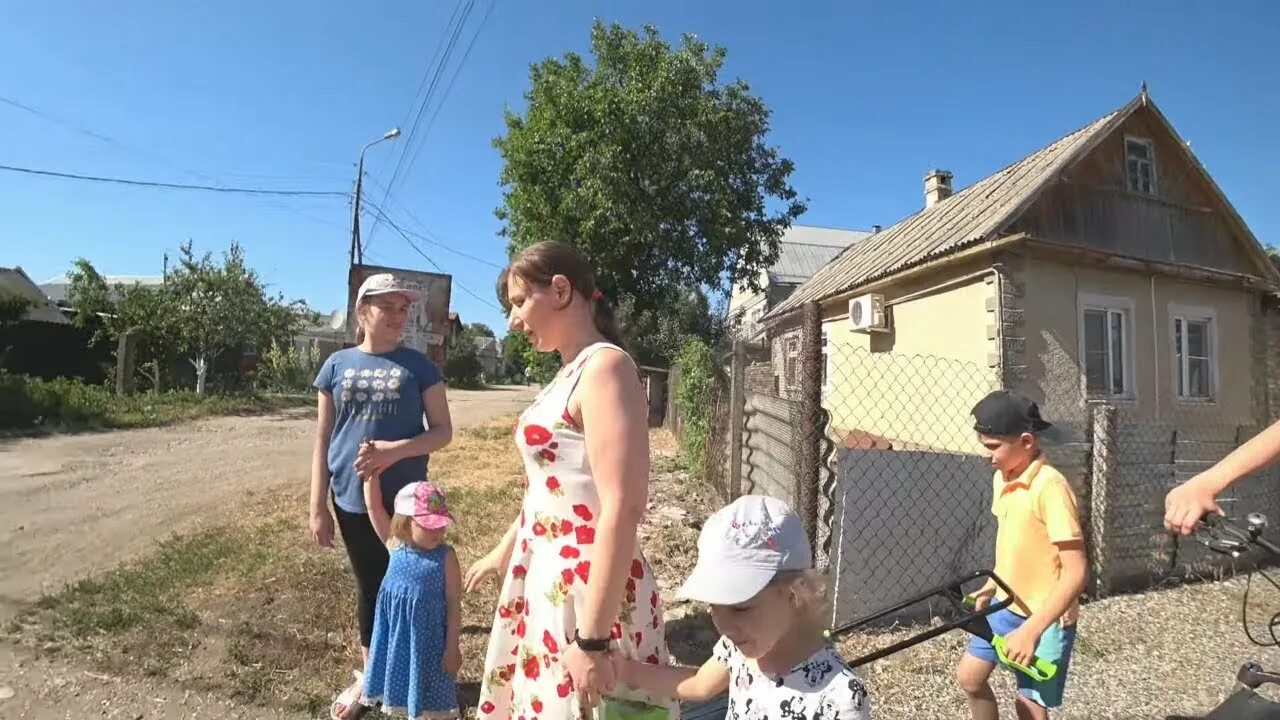Последние видео семьи колесниковых. Многодетная семья колесниковых. многодетная семья переезд. сёмья колесниковых последние видео. переезд в малиновке приключения многодетной семьи глава 7.