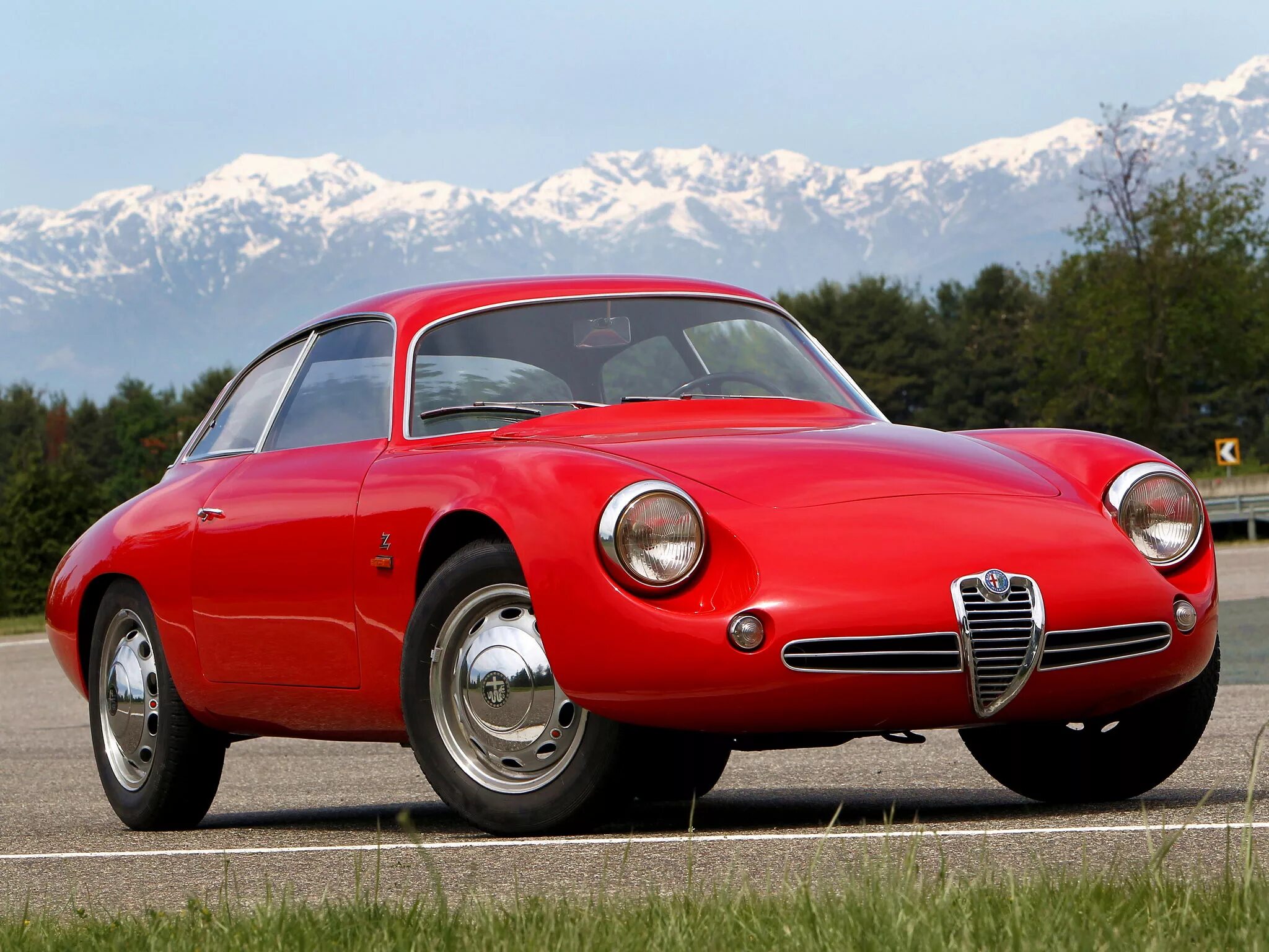 Модели альфа ромео. 1961 Alfa Romeo Giulietta SZ. Alfa Romeo Giulietta 1960. Alfa Alfa_Romeo. Альфа Ромео купе 1960.