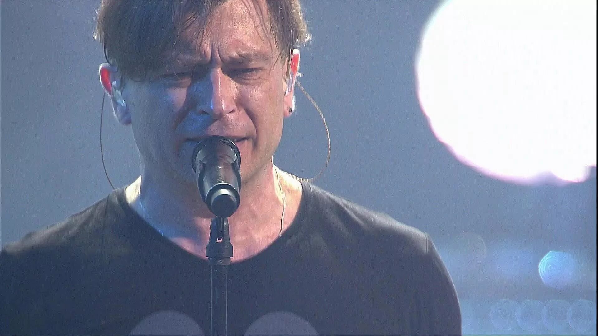 Полковнику не пишет. Би-2 полковнику никто. Би2полконикуниктонепишет. Би-2 авторадио живой. Би-2 полковнику никто не пишет текст песни.