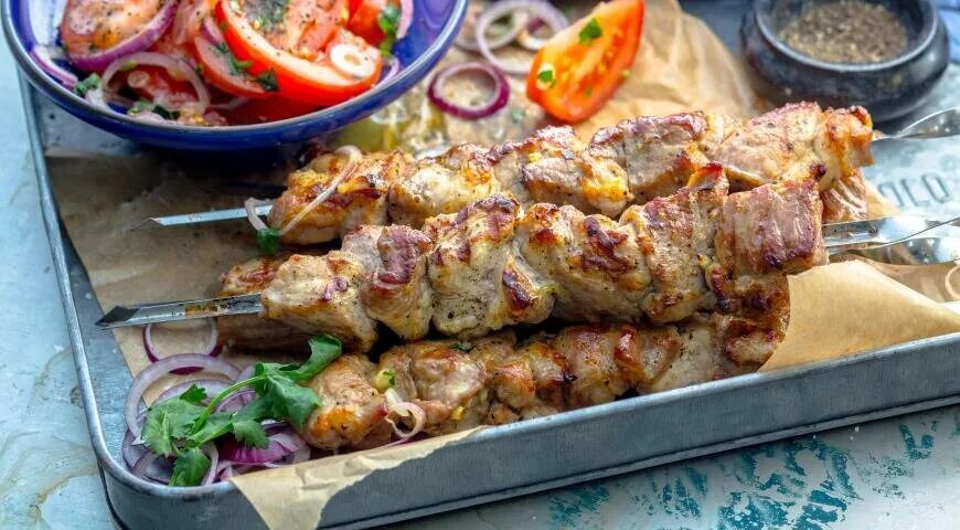 Шашлык из шеи с уксусом. Хоровац кебаб. шашлык классический. шашлык из свинины с уксусом. туркменский шашлык.