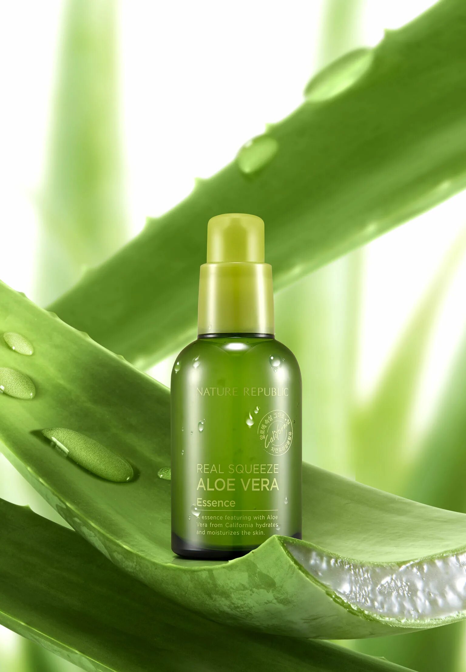 Naturals aloe vera. Real Squeeze Aloe Vera. Эссенция nature Republic real Squeeze Aloevera Essence , 100мл. Natural Fresh Aloe Vera Essence.