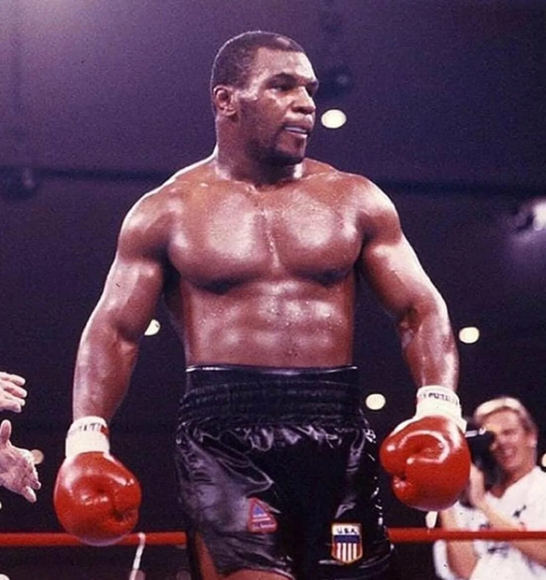 Mike tyson 2022. Майк тайсон митч грин. Увлечение майка тайсона. Майк тайсон. Майк тайсон 1988.