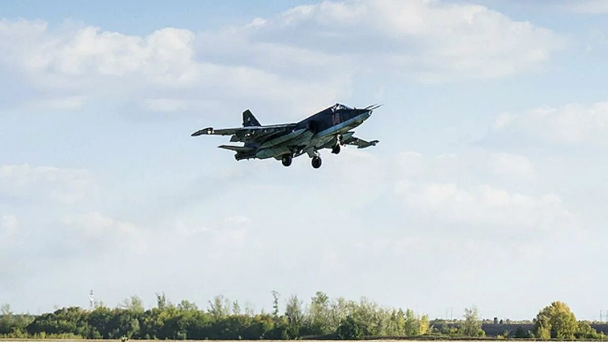 Крушение белгород. Су 25 Белгород. Самолет Су-25. Су-25 Валуйки. Су-24 Белгород.
