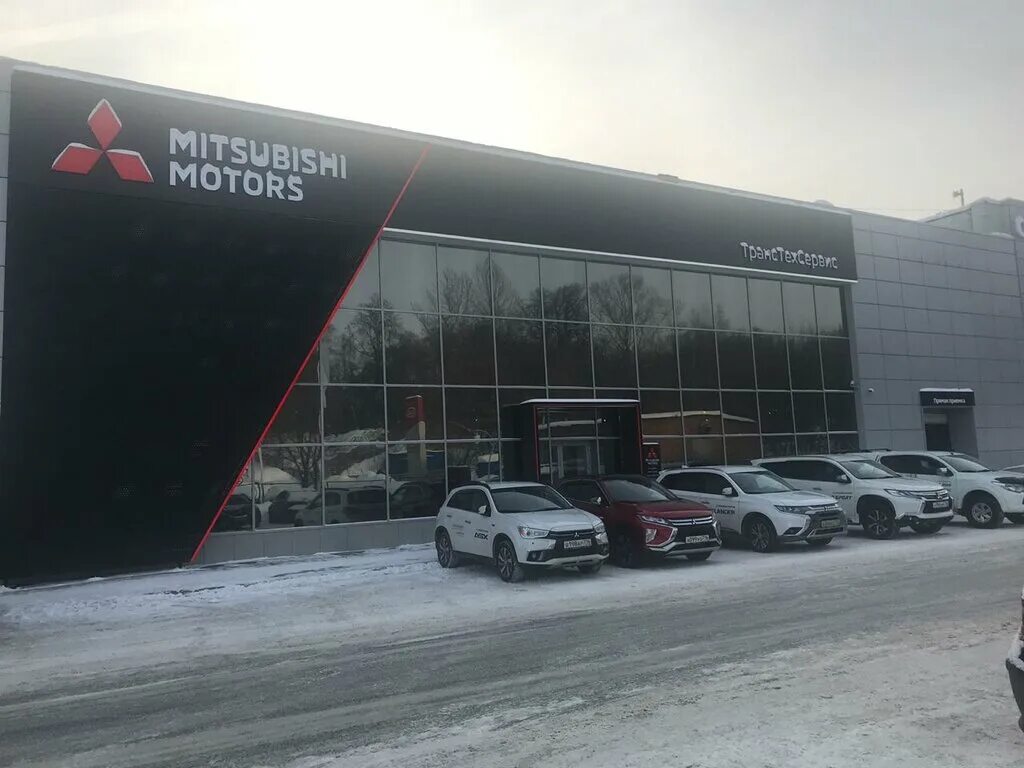 Сайт транстехсервис уфа. Автосалон Митсубиси. Автосалон Mitsubishi. Mitsubishi Motors автосалон. Митсубиси Моторс автосалон логотип.