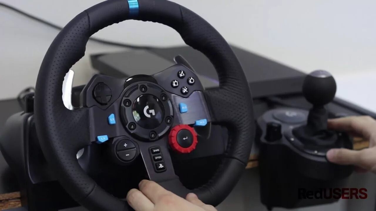 Игровой руль logitech g29. Logitech g920. Logitech g29 shifter. Logitech g29 driving force. Руль logitech g29.
