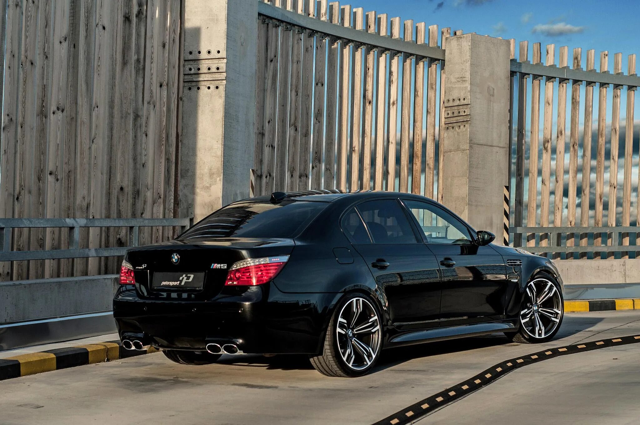 БМВ 5 е60. BMW m5 e60 Black. BMW m5 e60 черная. BMW 5 e60 черная. Бмв е60 черная