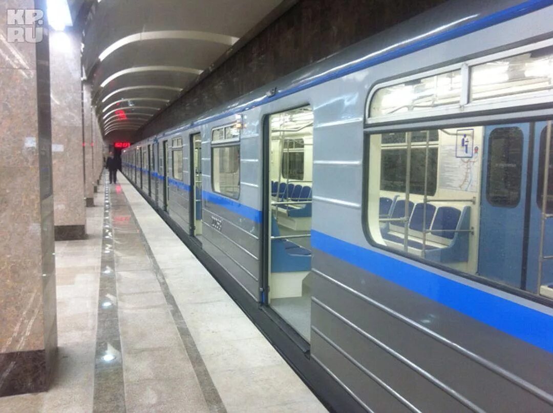 Электрички видео. Эд9э кисловодск. Эд2т 0025. Электрички уста. Расписание электричек.