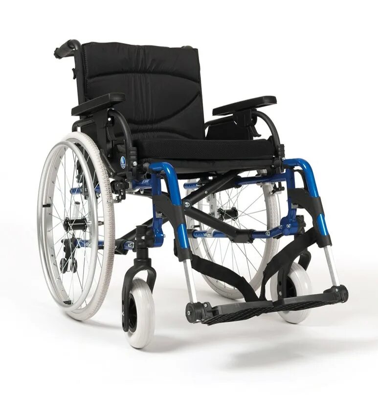 Где можно взять инвалидную коляску. Кресло-коляска Vermeiren v300. Инвалидная коляска Vermeiren v300. Кресло коляска для инвалидов Vermeiren v300. Коляска инвалидная Vermeiren v300 DC 4450.