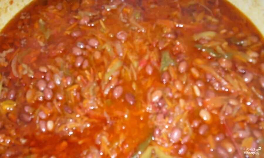 Рецепт капуста с фасолью на зиму. Солянка с фасолью. солянка с фасолью на зиму. солянка из капусты с фасолью на зиму. в банках заготовки солянка с фасолью.