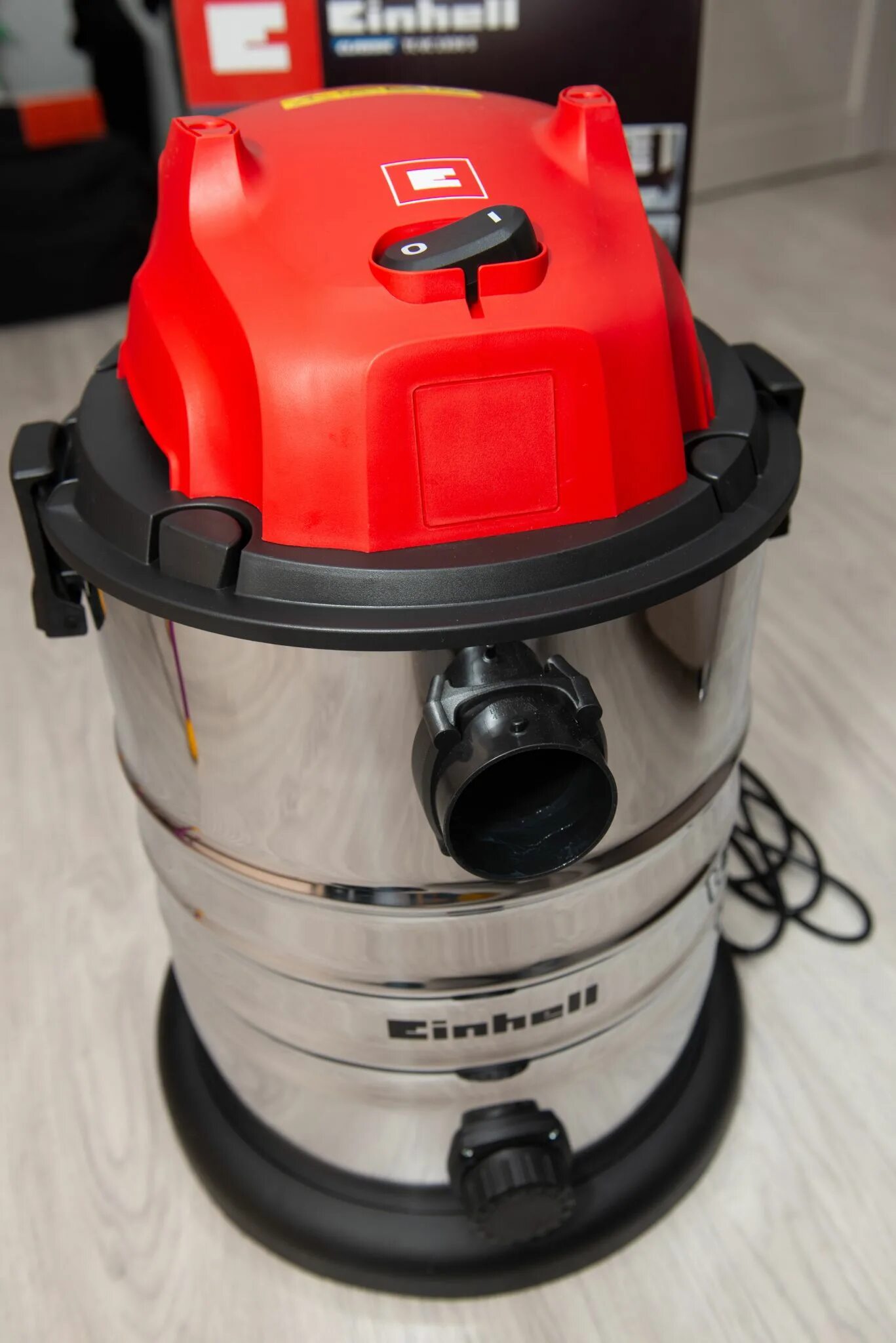 Пылесос einhell tc vc 1930. Пылесос einhell tc-vc 1930 s. строительный пылесос einhell tс-vc 1930 s 2342188. строительный пылесос einhell tc-vc 1930 sa, серебристый [2342190] обычные. пылесос строительный einhell tc-vc 1220.