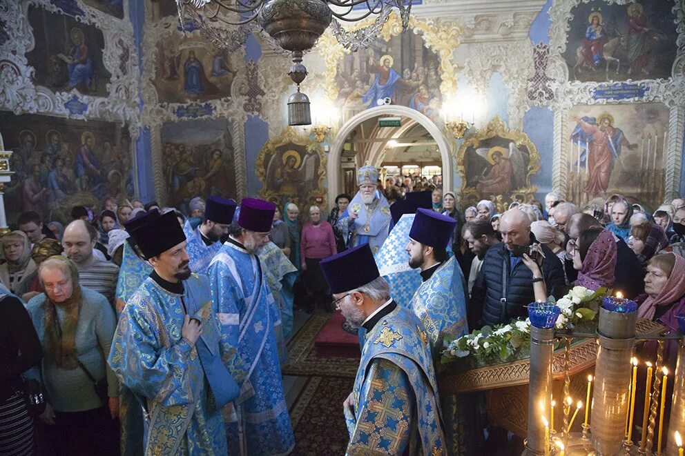 богослужение в яковлевском храме ярославля. богослужение в яковлевском храме ярославля. богослужение в яковлевском храме ярославля. казанская икона божией матери литургия. ярославская и ростовская митрополия.