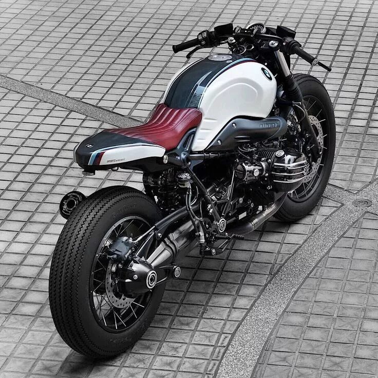 T 9 t r 6 m. BMW r9t. Мотоцикл BMW r9t. BMW r9t Racer. BMW R Nine t Custom.