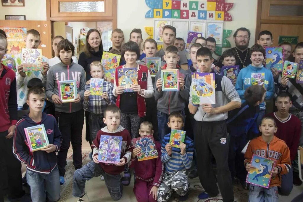 Детская досуговая площадка. Детская площадка яхрома центр. Яхрома дети. Полностью территории яхромского детского дома. Парк яхрома горнолыжный.