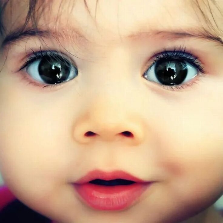 Baby eye песня. Красивые малыши. Красивые малыши девочки. Дети с красивыми глазами. Самые красивые дети.
