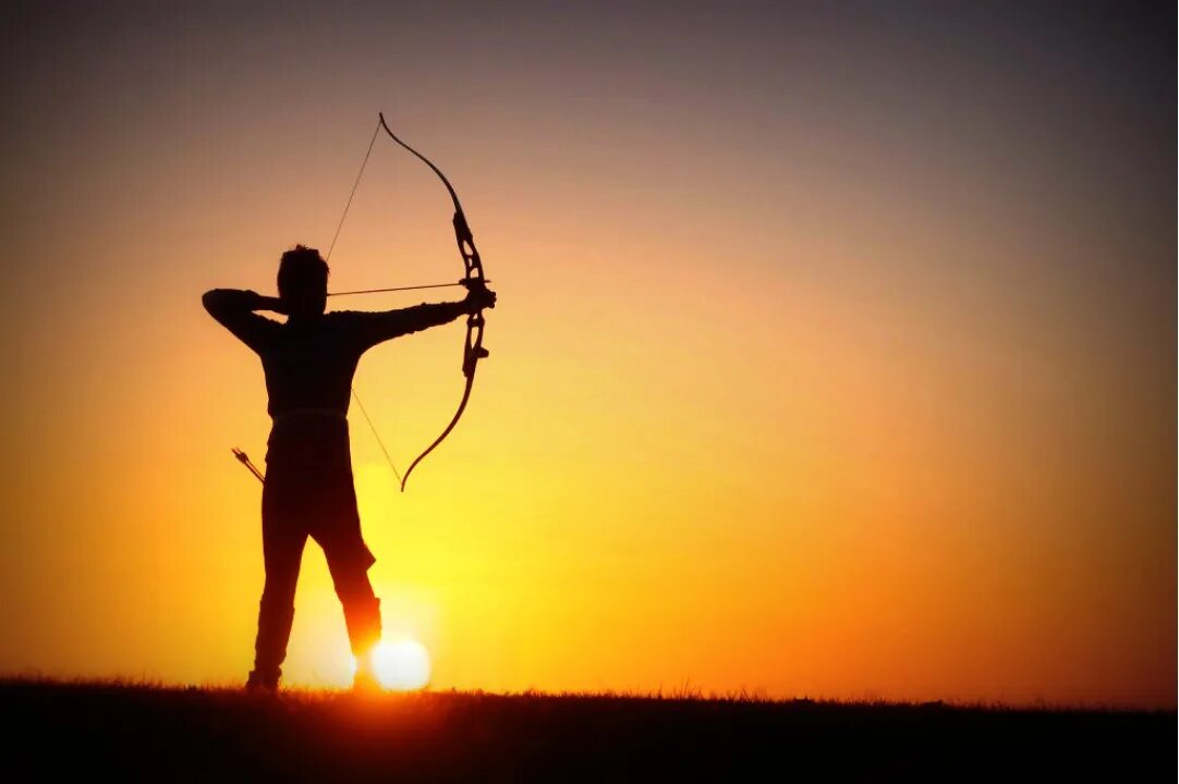 Стрельба из лука. Изобретение лука и стрел первобытных людей. Время луки. Лук для стрельбы. Лук и стрелы древних людей.