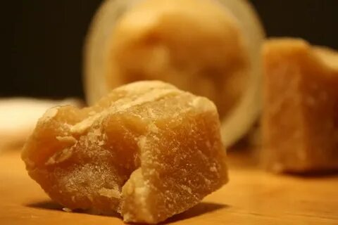 Кусочек воска