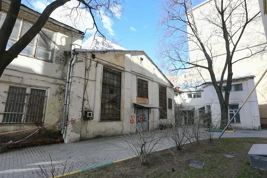 Мастерская скульптора веры мухиной. Музей скульптуры в москве дом бурганова. Дом скульптора москва. Дом скульптора москва. Дом скульптура.