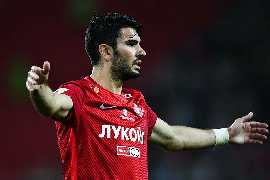 Таски. Сердар таски футболист 2017. Сердар таски футболист. Таски. Сердар таски 2022.