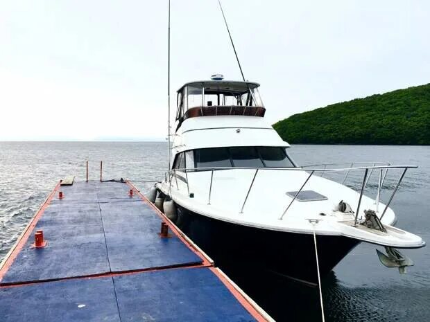 Катер на 12 человек. Cobalt boat 40. Катер тритон 540. Катер 10 метров. Катер 12 метров.