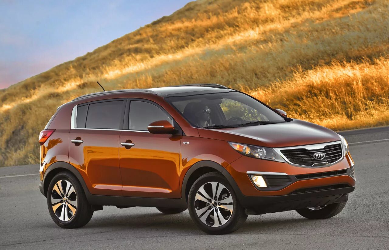 Что лучше купить киа. Kia Sportage 2015. Kia Sportage 3. Хендай Спортейдж 2015. Kia Sportage 2011.