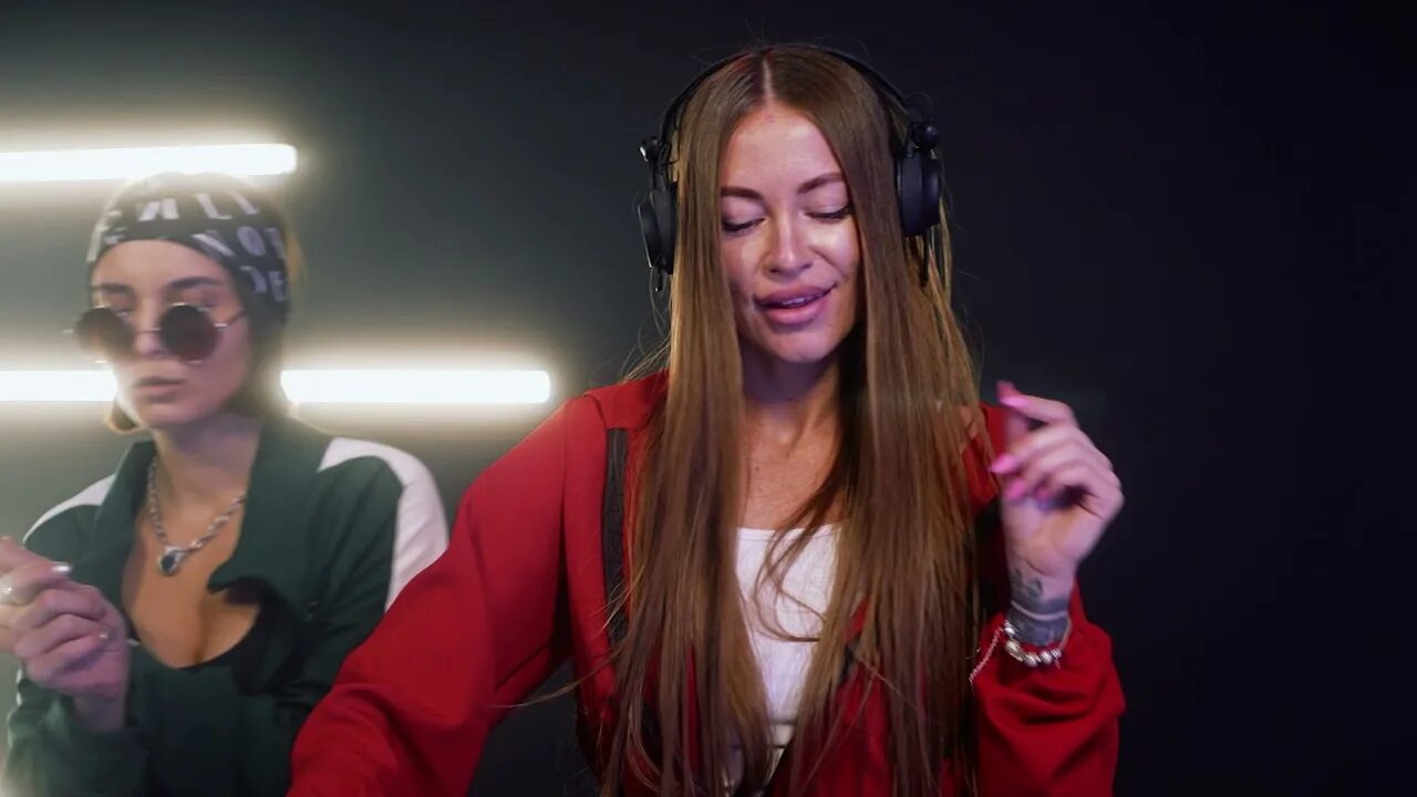 Bombshell stream with sonya vibe. Соня вайб. natasha wax. natasha wax &amp; sony vibe. sony vibe диджей.