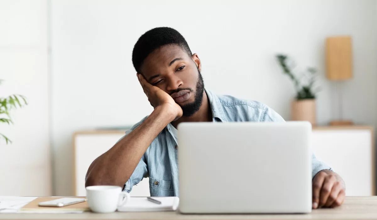 Сосредоточься на главном. African American man sleeping. Boring man. Man sleeping on Computer. Totally exhausted person.