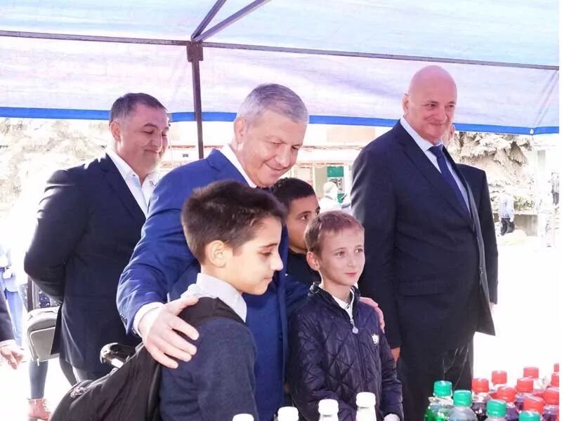 Село эльхотово северная осетия. Крестный ход ичалки. Погода на день в эльхотово. Крестный ход пороховые. Рдк эльхотово.
