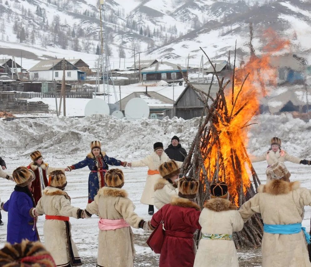 Погода чагам. Праздник чага байрам Республика Алтай. Чага байрам Горно-Алтайск. Алтайский праздник чага байрам. Чага байрам у алтайцев.